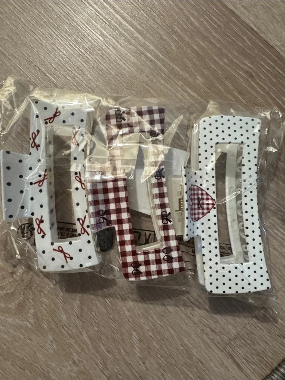 Flirty & Feminine Hair Claw Clip Set NEW🏷️